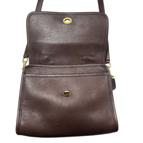 Vintage Coach Walnut Brown Court Crossbody Bag 9870 - Picture 10 of 15